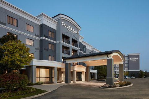  The Double Tree by Hilton Toronto Airport West